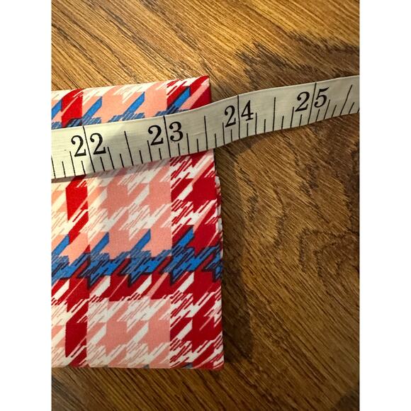 Gracia Women's Bold Aztec Print Tie Neck Blouse Size Medium NWT Button Up - Picture 9 of 9